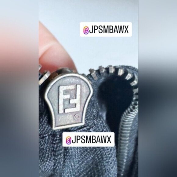 Vintage FENDI Silver Toned Purse Bag Charm - Keychain - Picture 5 of 5